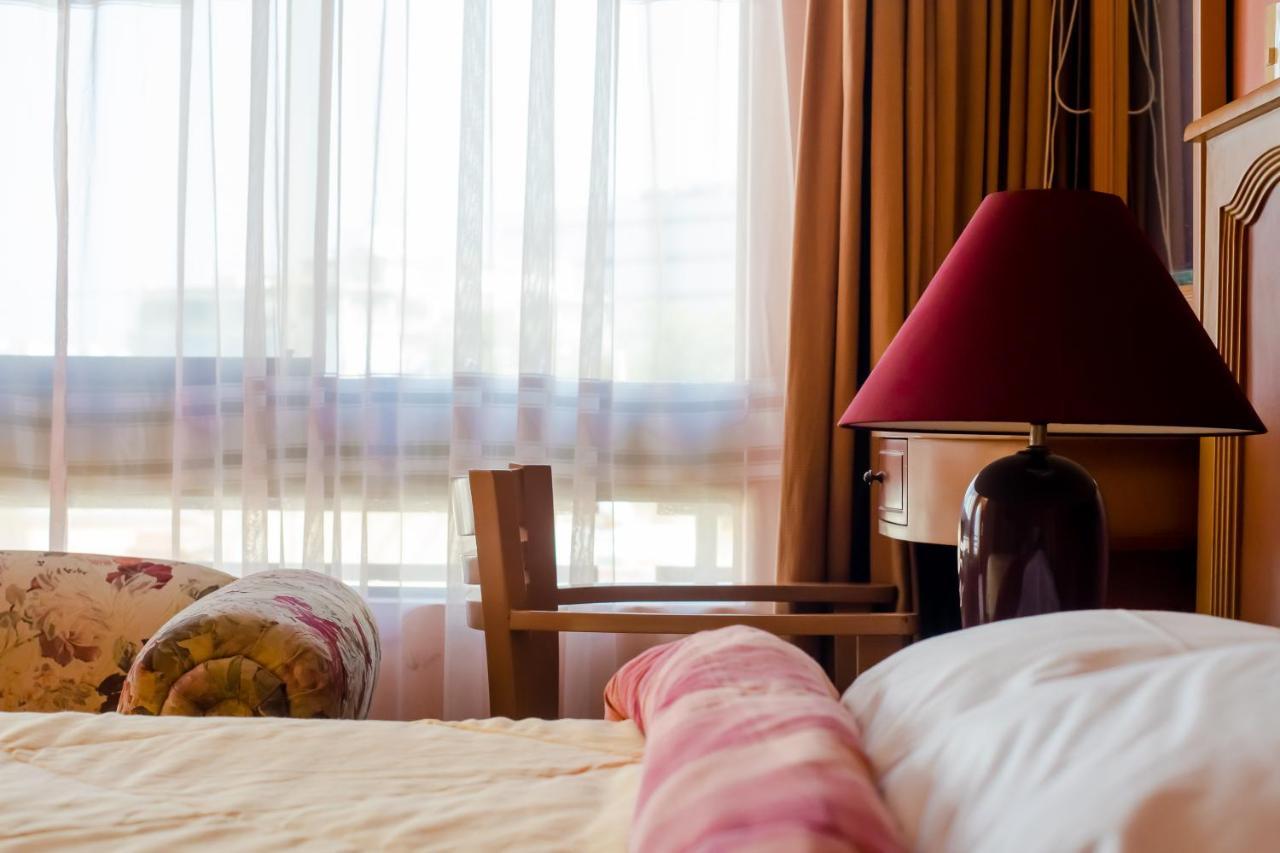 Grand Hotel Betsy ลิมา ภายนอก รูปภาพ